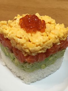 ひな祭!アボカドとサーモンのちらし寿司-レシピのメイン写真