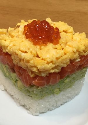ひな祭！アボカドとサーモンのちらし寿司-レシピのメイン写真