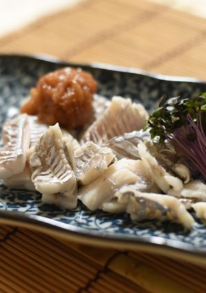 太刀魚の湯引き梅肉添え-レシピのメイン写真