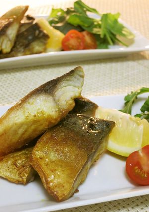 フライパンで簡単カレー風味の鯖のムニエル-レシピのメイン写真