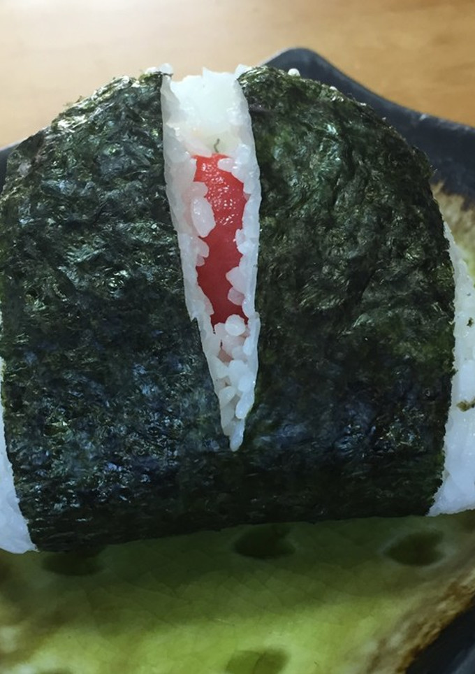 基本 簡単 具が真ん中！三角おにぎり-レシピのメイン写真