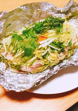 たっぷり野菜と豚肉のホイル蒸し-レシピのメイン写真