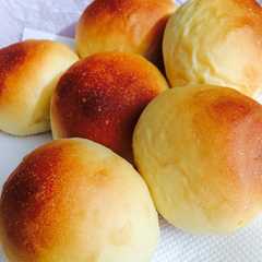 รูปของ コーンスープの素で♡ふんわりパン