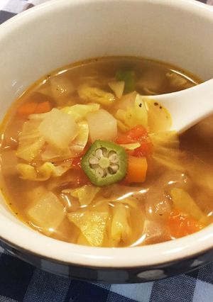 ザクザク簡単♡野菜ゴロッとコンソメスープ-レシピのメイン写真