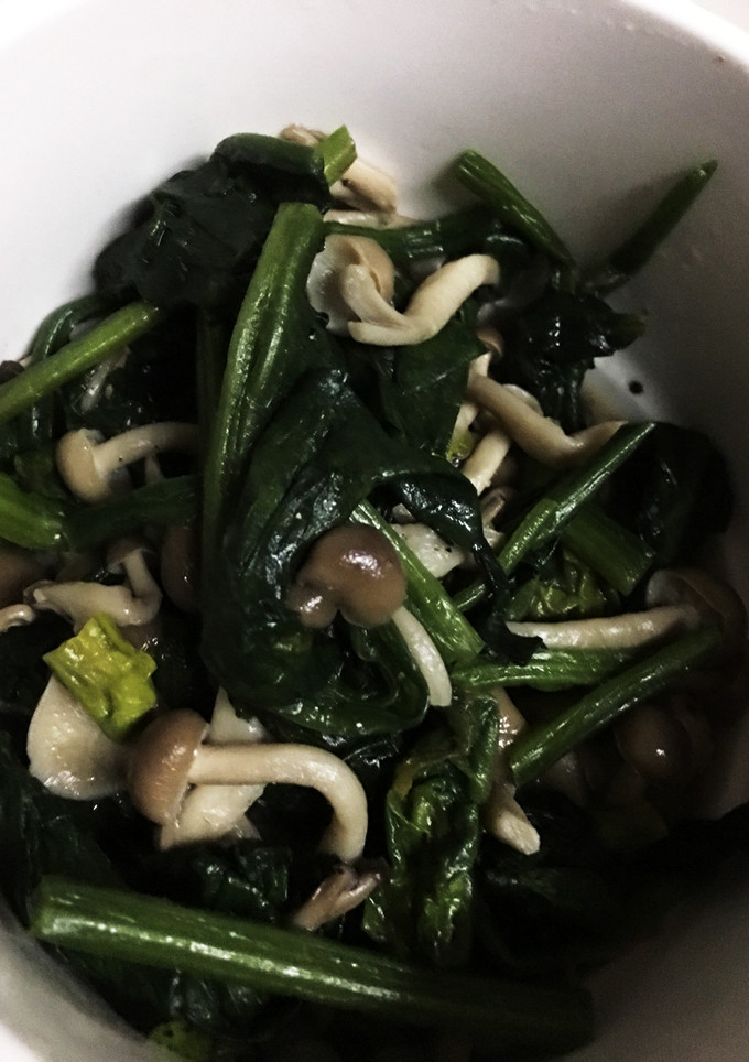 簡単副菜！しめじとほうれん草炒め！-レシピのメイン写真