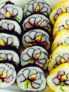 ひな祭りやお祝いに♪花寿司-レシピのメイン写真