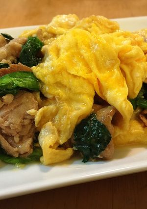 ふわふわ卵が決め手♡豚肉とほうれん草炒め-レシピのメイン写真