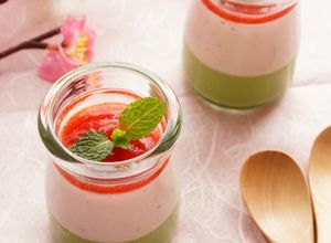 ひな祭り♪苺と抹茶のババロアプリン-レシピのメイン写真