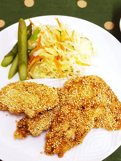 鶏むね肉で塩麹漬けキヌアフライ-レシピのメイン写真