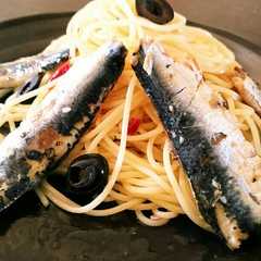 รูปของ 自家製オイルサーディンで激うまパスタ♪