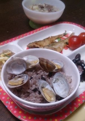完熟黒オリーブとあさりの炊き込みご飯-レシピのメイン写真