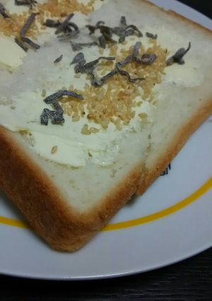 簡単！塩昆布ごまパン-レシピのメイン写真