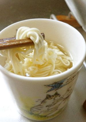 最速の真夜中のカップ麺-レシピのメイン写真
