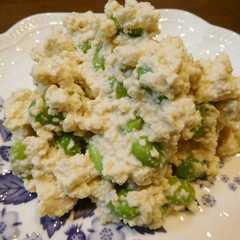 รูปของ 簡単♪ねりごまと枝豆の白和え☆