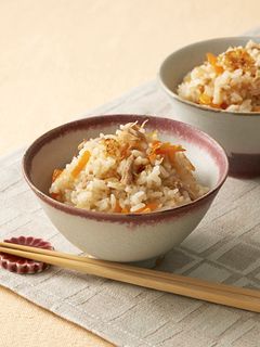 ツナとにんじんの炊き込みご飯-レシピのメイン写真