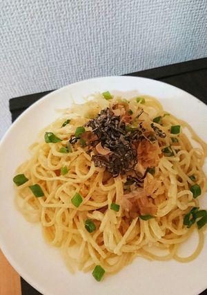 簡単節約ランチ☆めんつゆマヨ塩昆布パスタ-レシピのメイン写真