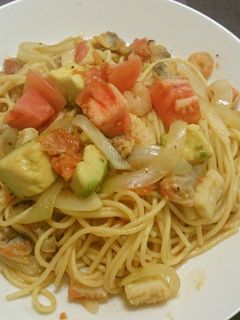 アボカドとシーフードの和風パスタ-レシピのメイン写真