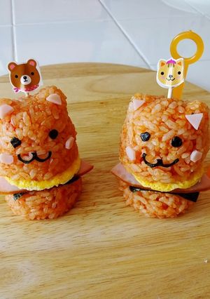 【立体ミニライスバーガー】赤くま＆ねこ-レシピのメイン写真