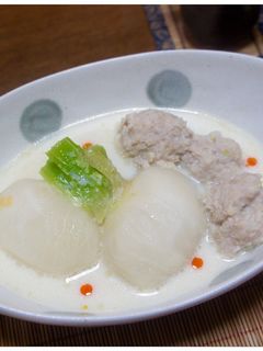 蕪と肉団子の豆乳スープ-レシピのメイン写真