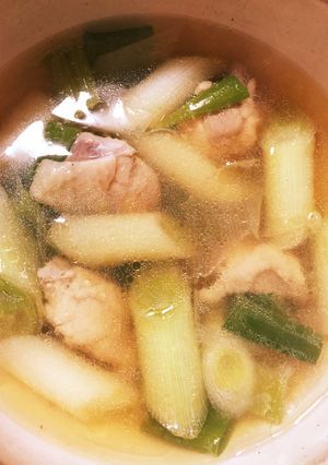 白ねぎと鶏モモ肉だけ☆一人鍋-レシピのメイン写真
