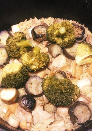 ダッチオーブン☆ブロッコリー鶏肉パエリア-レシピのメイン写真