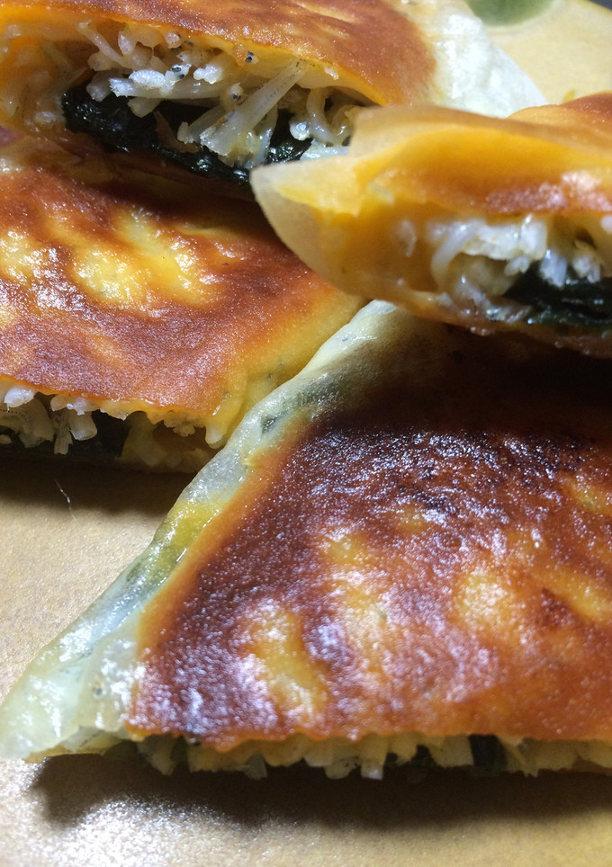 しらすとチーズと青じその焼き春巻き-レシピのメイン写真
