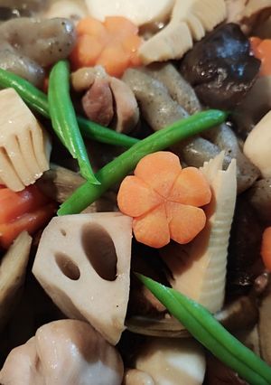 お正月だけじゃもったいない！筑前煮-レシピのメイン写真