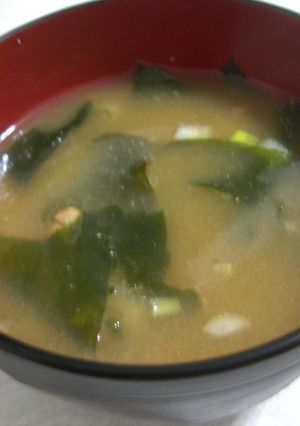 納豆とわかめのおみそ汁-レシピのメイン写真