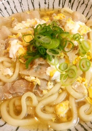 子供に人気の♡簡単豚玉うどん-レシピのメイン写真