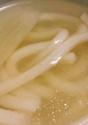 鶏出汁にほっこり♪鶏スープのおうどん-レシピのメイン写真