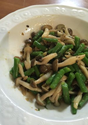 インゲンとシメジの中華ドレッシング和え-レシピのメイン写真