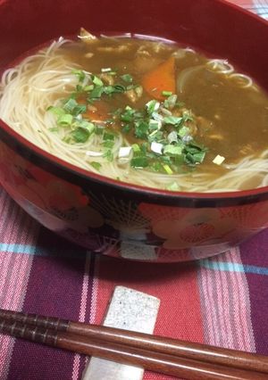 夜食やランチに! 小腹を満たすカレー麺　-レシピのメイン写真