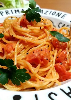 ガーリックの効いたトマトクリームパスタ-レシピのメイン写真