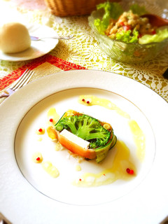 スモークサーモンと彩り野菜のテリーヌ-レシピのメイン写真