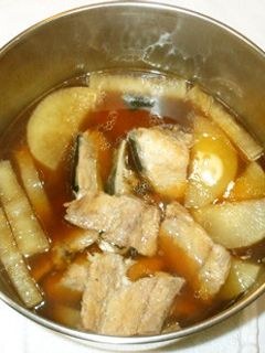 簡単ブリ大根♪ブリのアラ・大根・大根煮物-レシピのメイン写真
