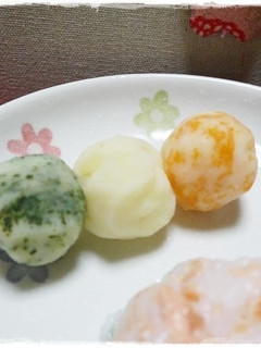 離乳食後期 じゃがいも3色団子-レシピのメイン写真