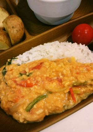 こどもや授乳期に やさしいトマトカレー-レシピのメイン写真
