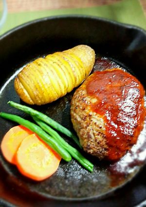 ふんわりジューシー☆えのき入りハンバーグ-レシピのメイン写真