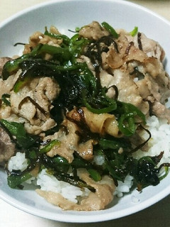 ピーマン克服!!塩こんブタ肉ピーマン丼!-レシピのメイン写真