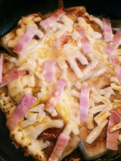 ベーコンチーズ☆バター醤油のお餅ピザ☆-レシピのメイン写真