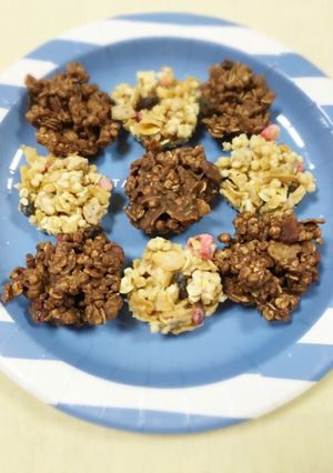 ココナッツ風味♡2色チョコレートクランチ-レシピのメイン写真