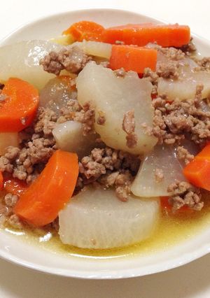 大根、人参、挽き肉の煮物-レシピのメイン写真