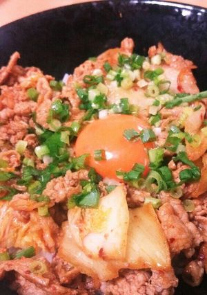 うわっ簡単！豚キムチ丼(°∀° )/-レシピのメイン写真