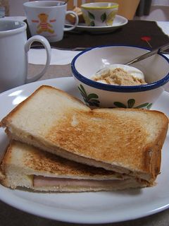 フライパンで作るハムチーズのホットサンド-レシピのメイン写真