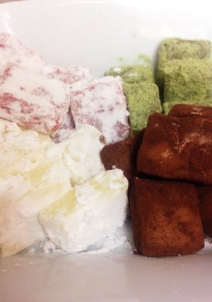 誰でも簡単！ホワイトデーに四色生チョコ-レシピのメイン写真