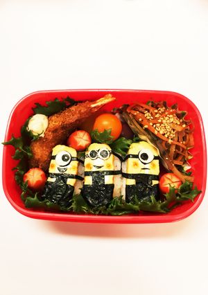 キャラ弁☆お寿司でミニオンズ♪-レシピのメイン写真