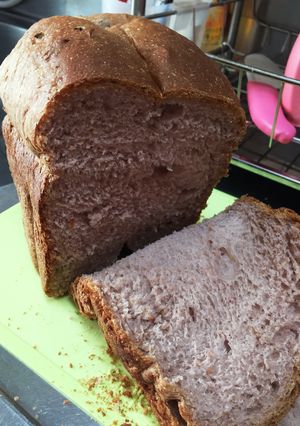 ☆黒豆の煮汁食パン☆-レシピのメイン写真