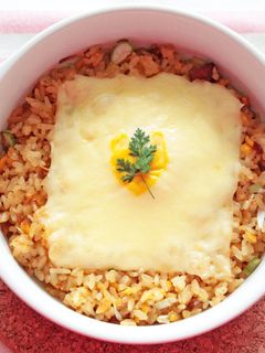 簡単ひと手間☆炒飯のチーズ焼き-レシピのメイン写真