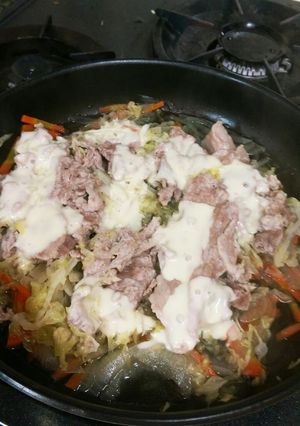 簡単　豚肉とキャベツのチーズ乗せ-レシピのメイン写真