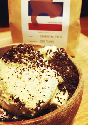クラッシュコーヒー豆onアイスクリーム-レシピのメイン写真